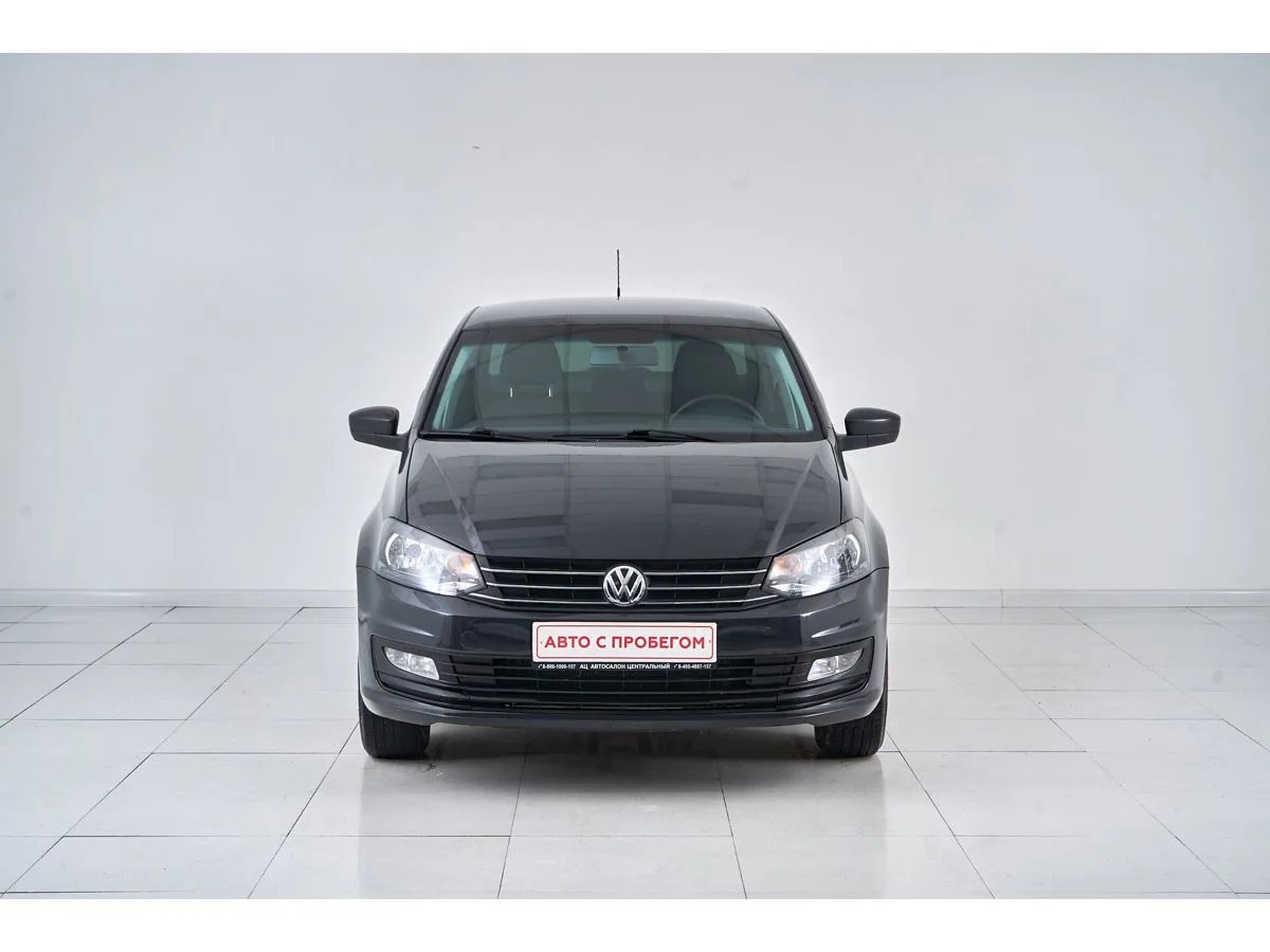 Volkswagen Polo V Рестайлинг — фото 2