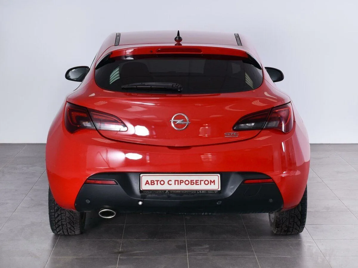 Opel Astra J Рестайлинг — фото 5