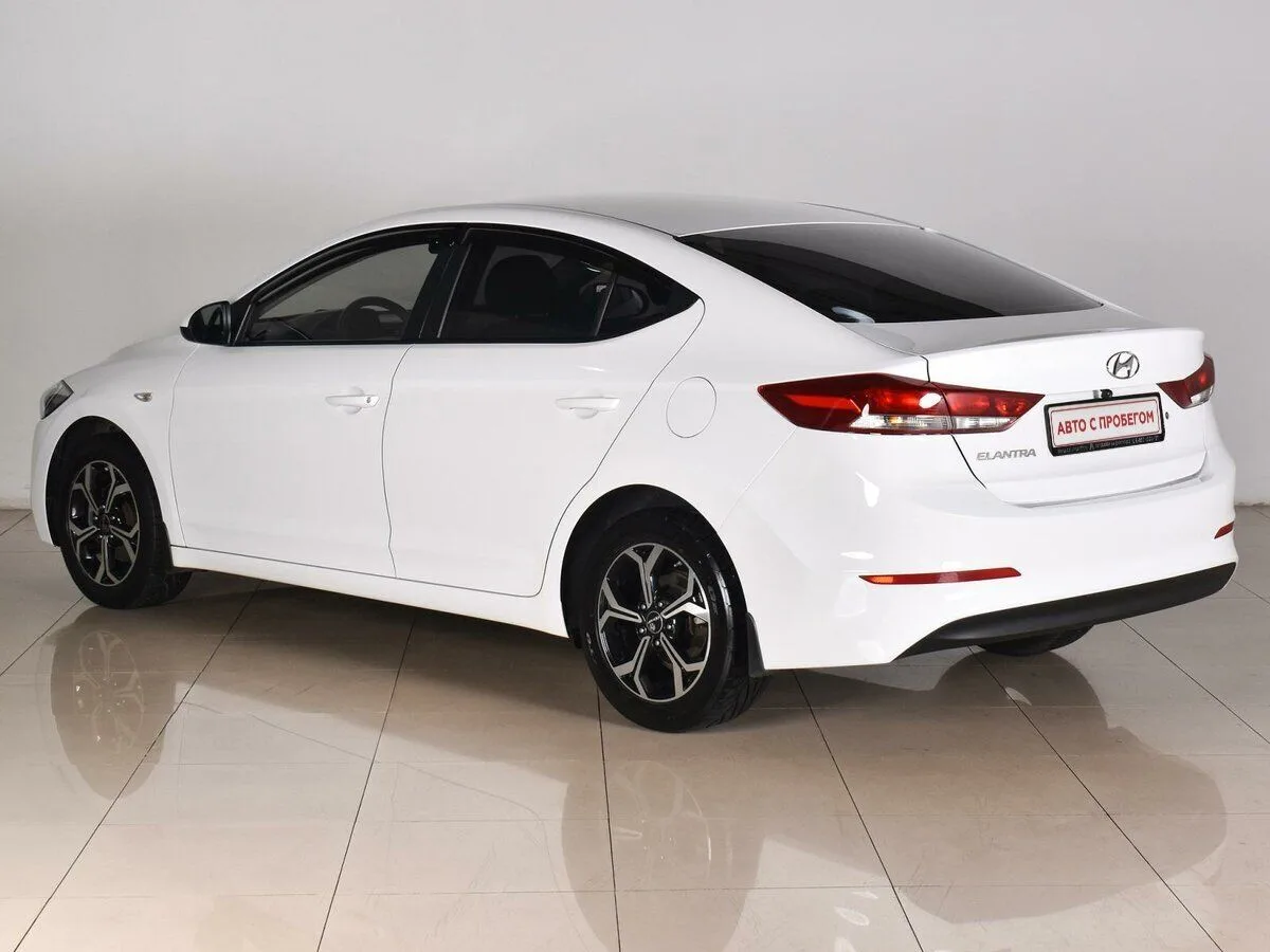 Hyundai Elantra VI (AD) · Start — фото 3