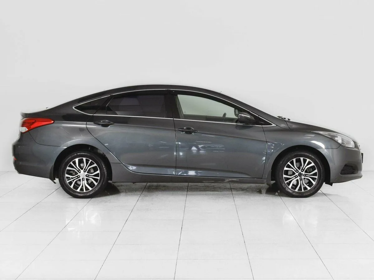 Hyundai i40 I Рестайлинг — фото 4